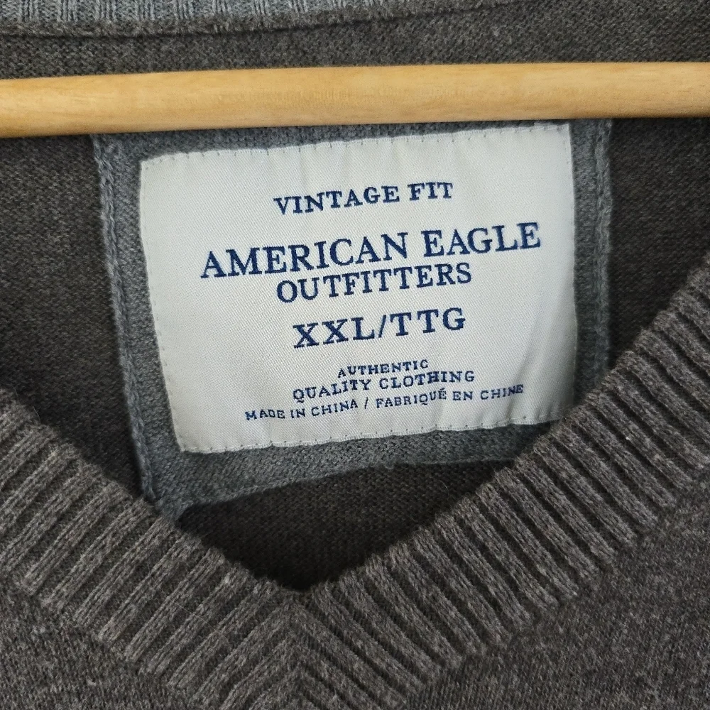 American Eagle Sweater Mens XXL Brown Cotton Vintage Fit Pullover V-Neck Preppy